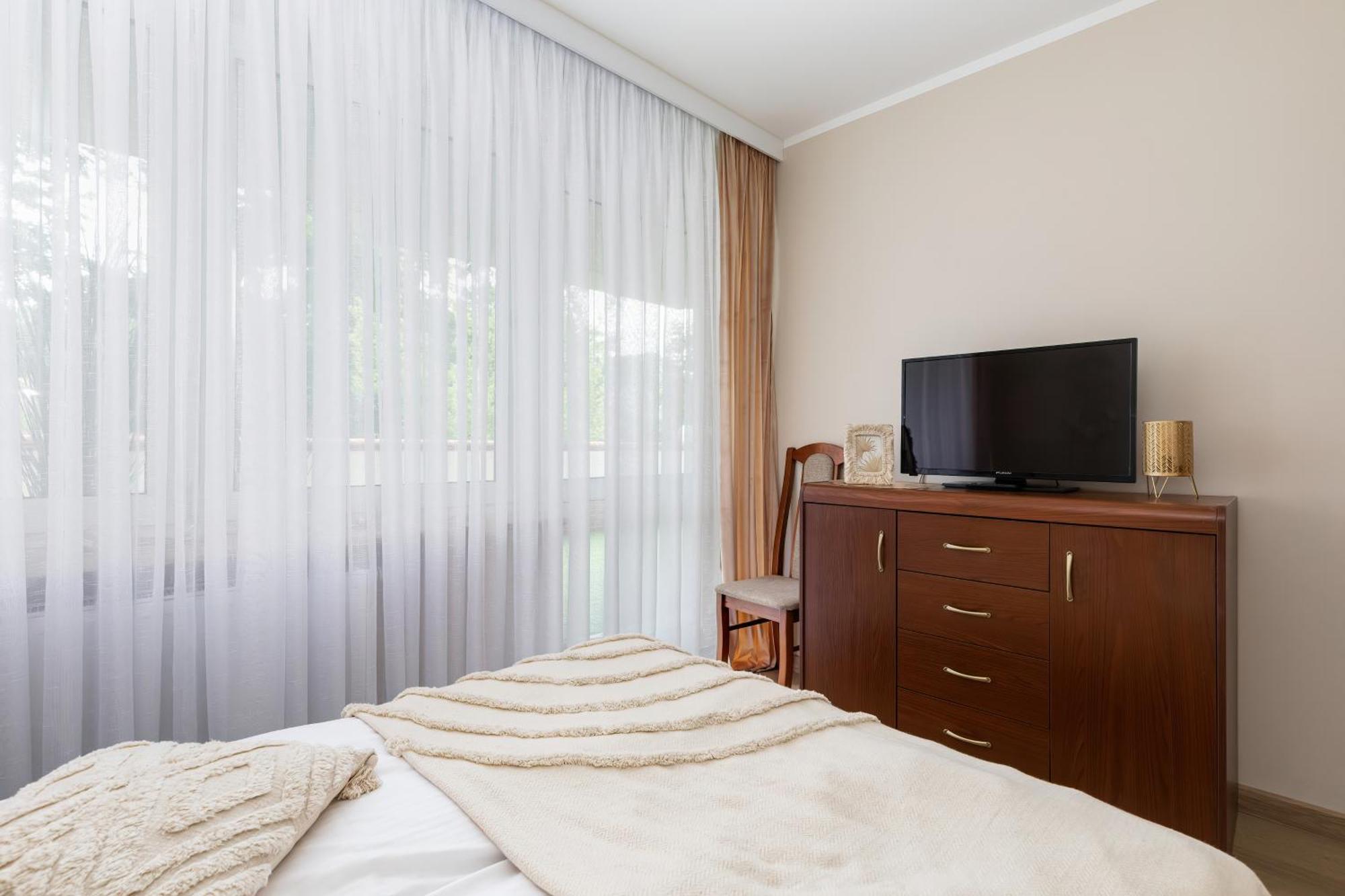 Apartamenty Przy Promenadzie Villa Mistral II By Noclegi Renters Свиноуйсьце Экстерьер фото